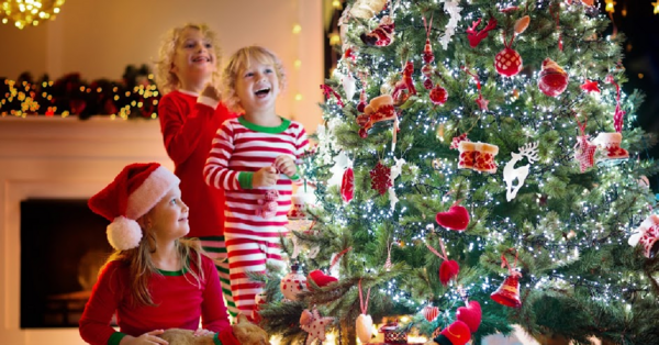 Here Is How To Celebrate Christmas While Staying Safe This Year