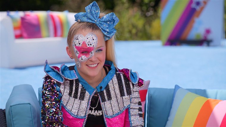 The Cops Showed Up At JoJo Siwa’s House Right After She Came Out To Her Fans