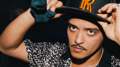This Woman Was Scammed For 100K After Being Catfished By A Fake Bruno Mars