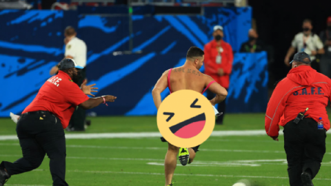 That Streaker Picked Up More Yards Than The Chiefs Offense Did All Night