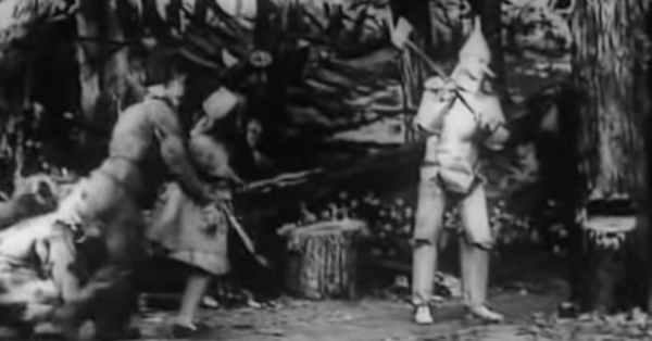 There’s An Original Silent Film Of ‘The Wonderful Wizard Of Oz’ And It Is So Cool