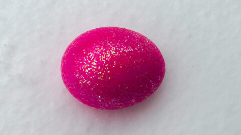 Decorate Easter Eggs With Glitter