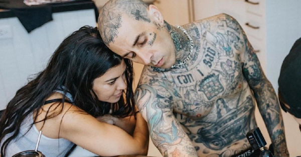 Kourtney And Travis Are Obsessed With Each Other And The Kardashians Are Shocked