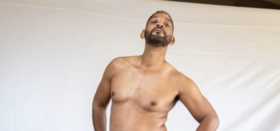 Will Smith Showed Off His Dad Bod and People Are Loving It