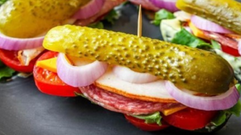 Pickle Sandwiches Are The New Hot Food Trend and It’s Sort of A Big Dill