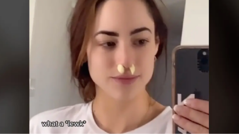 People Are Putting Garlic Cloves Up Their Nose and Doctors Are Begging People Not To