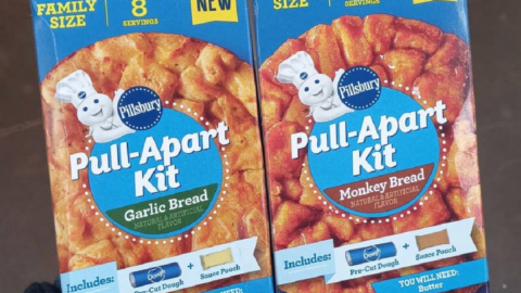 Pillsbury’s New Pull-Apart Monkey Bread And Garlic Bread Kits Make Snack Time Easy For The Entire Family