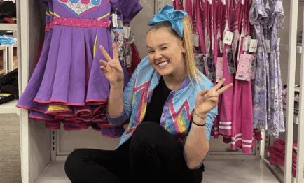 JoJo Siwa’s Kissing Scene With A Man Is Being Removed From Her Upcoming Movie