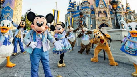 Walt Disney World Announced Its 50th Anniversary Plans And I Want To Go