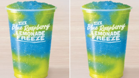 Taco Bell Released A New Blueberry Raspberry Lemonade Freeze Drink