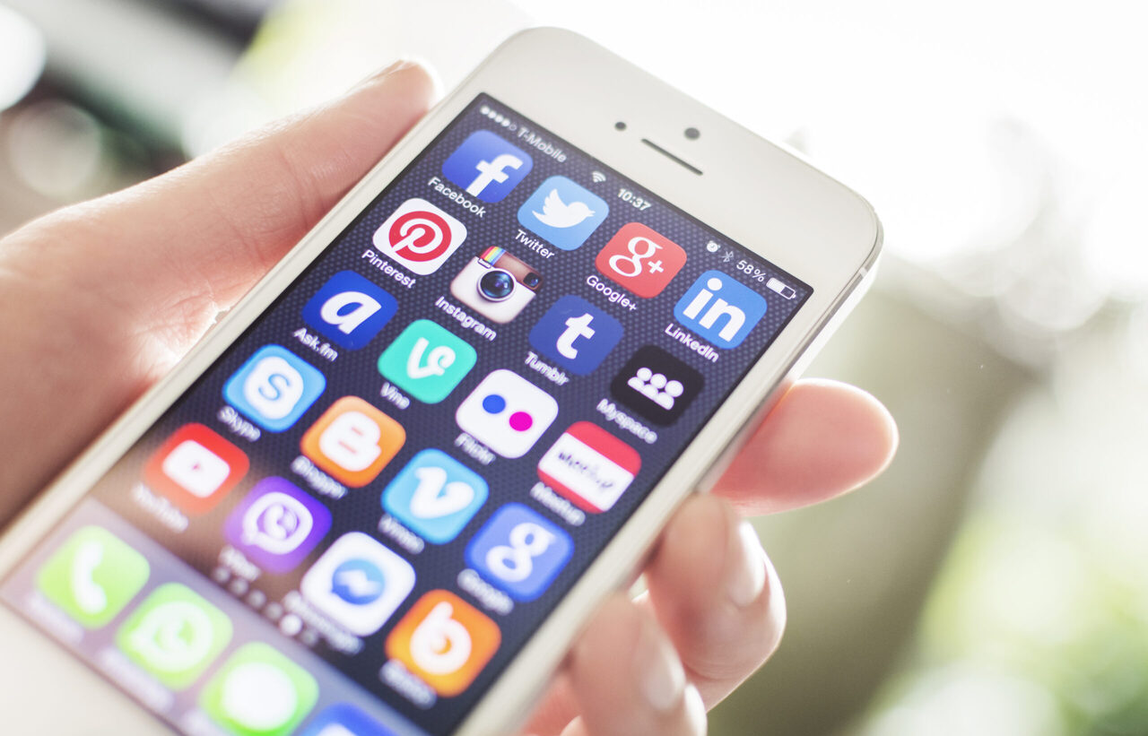 Apple Will Soon Start Scanning Your Phone For Images of Child Abuse