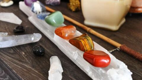 20 Ways – A Complete How To Gently Cleanse And Charge Crystals Guide (Safe)