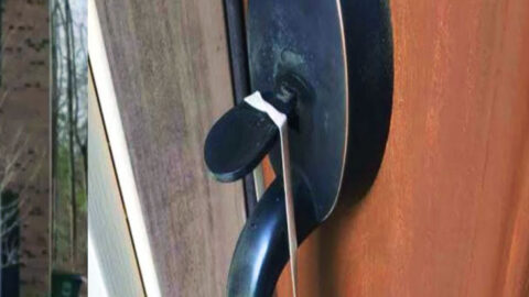 If You Ever See A Rubber Band On Your Door Handle, This Is What It Means