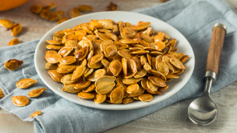 3-Ingredient Roasted Pumpkin Seeds