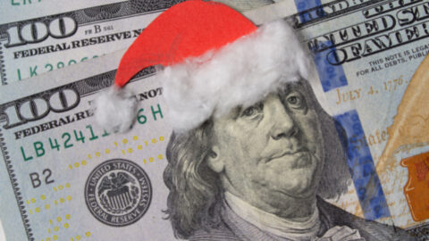 How to Save Money For The Best Christmas Ever