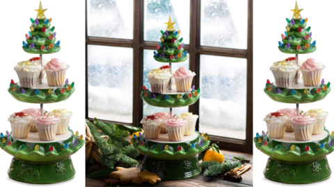 This Ceramic Christmas Tree Platter Is The Only Way To Serve Up Those Holiday Treats