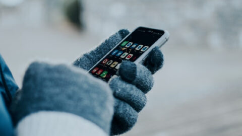 What To Really Do If Your Phone Battery Is Low, Your Signal Is Weak, And You Are Stranded