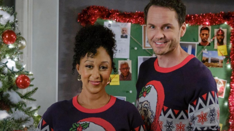 Hallmark’s Christmas Movie Schedule Is Finally Here, So Let the Holidays Begin