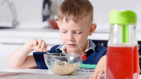 Some Moms Are Mixing Breast Milk Into Their Kids’ Cereal In Hopes Of Giving Them COVID Antibodies