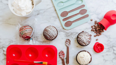 Sam’s Club Is Selling A Hot Cocoa Bomb Kit So You Can Make Hot Chocolate Bombs At Home