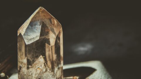 crystal-2723145_1920