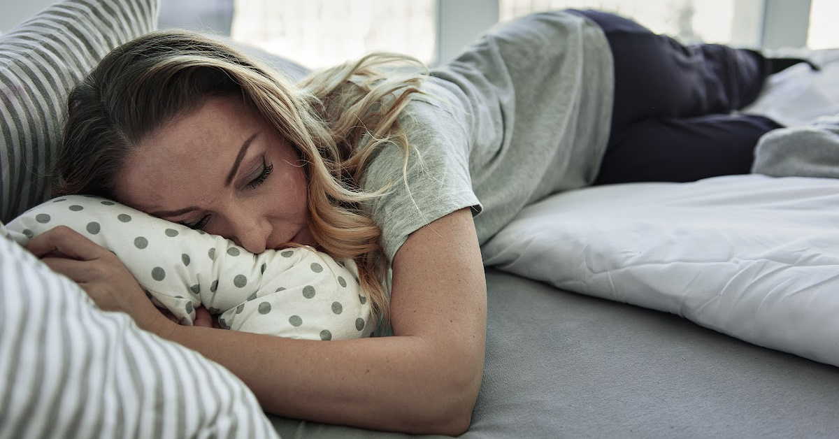 If You’re Having Trouble Sleeping at Night, Try This Viral TikTok Hack That Puts You To Bed in Minutes