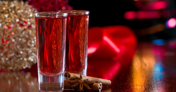 Here’s How To Make The Sweet Cinnamon Stick Christmas Shooter