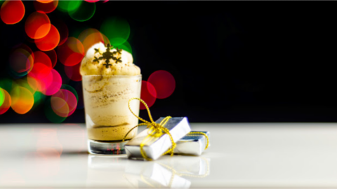 How To Make A Snickerdoodle Shot That Tastes Just Like Christmas