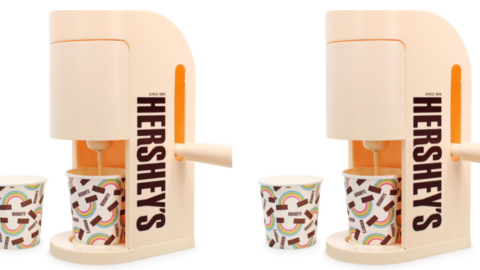 Hershey’s Chocolate Drink Maker Brews a Perfect Hot Cup of Cocoa Every Single Time and I Need It