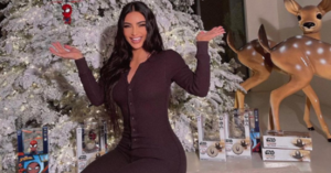 Kim Kardashian’s Insane Christmas Traditions Prove That She Is Nothing Like Us