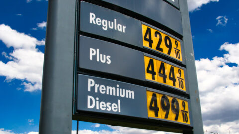 US Gas Price Rise Once Again. Here’s What You Need to Know.