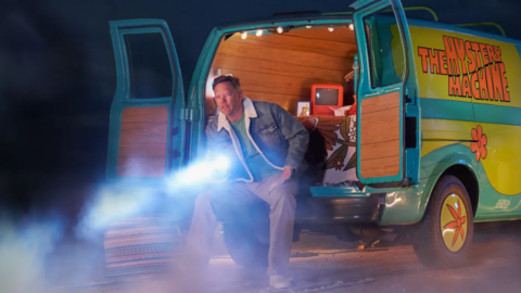 You Can Rent The Mystery Machine From ‘Scooby-Doo’ As An Airbnb And I’m So Excited!