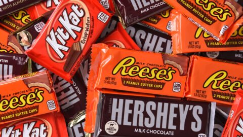 Hershey’s Says It Won’t Be Able To Meet The Candy Demand This Halloween And I’m Shook