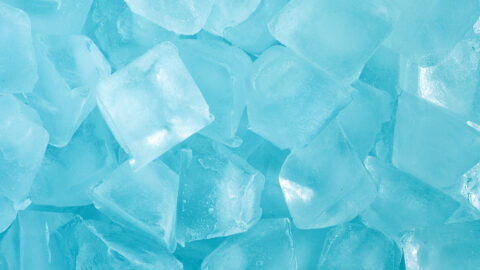 People are Using Ice Cubes in The Dryer. Here’s Why.