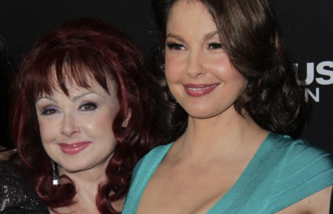 Naomi Judd Cut Her Daughters, Ashley & Wynonna Out Of Her $25 Million Will