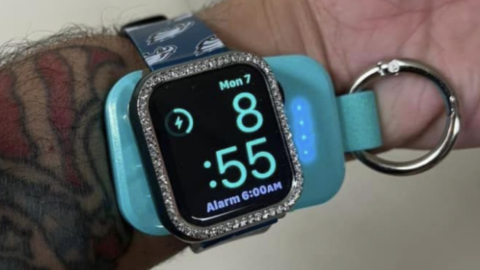 You Can Get A Portable Wireless Charger For Your Apple Watch And My Life Is Now Complete