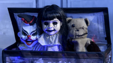 This Animatronic Haunted Toy Box Will Have You Sleeping with The Light On