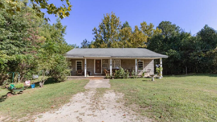 The Byers House from ‘Stranger Things’ Is Currently For Sale So You Can Live in The Upside Down