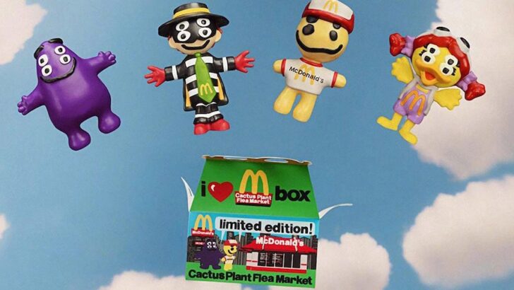 McDonald’s Employees Are Begging You Not to Order An Adult Happy Meal
