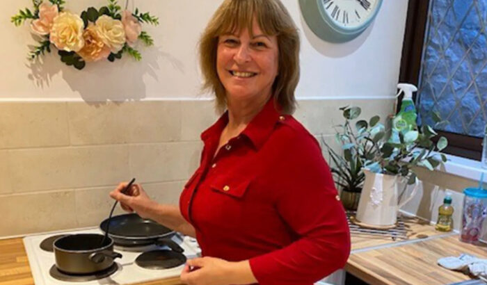 This Woman Charges Her Family For Eating Christmas Dinner at Her House and I Just Can’t Deal