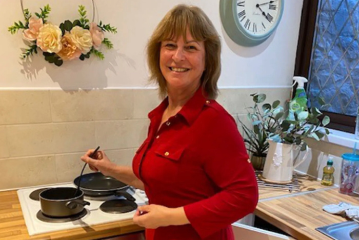 This Woman Charges Her Family For Eating Christmas Dinner at Her House and I Just Can’t Deal