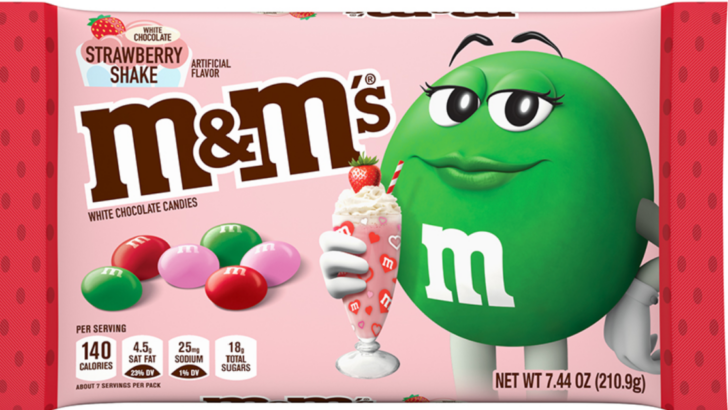 M&M’s Released White Chocolate Candies That Taste Like a Strawberry Shake