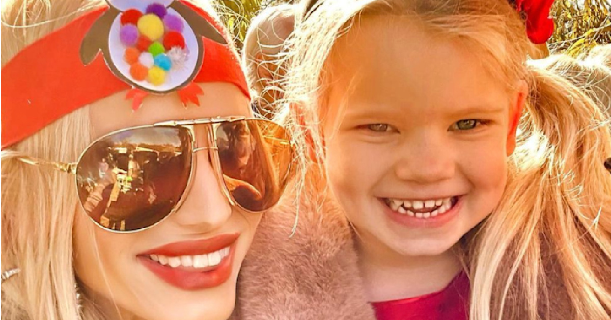 Jessica Simpson Fans Are Worried After She Posts Another Set Of Odd Photos Online