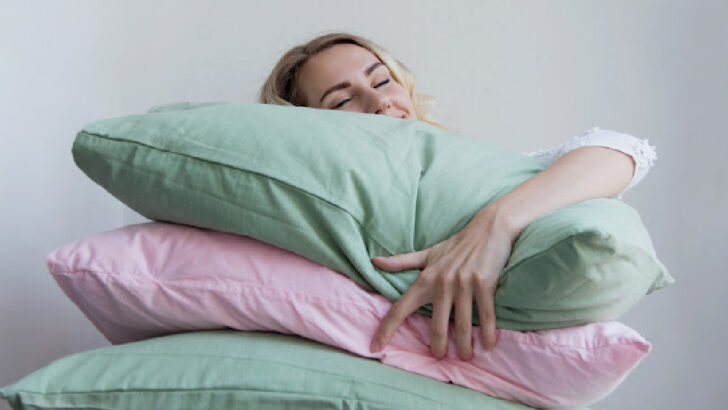 How To Wash And Disinfect Your Pillows