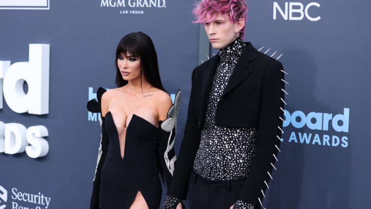 Megan Fox Posts About Dishonesty and Deletes Machine Gun Kelly Pics off Her Instagram