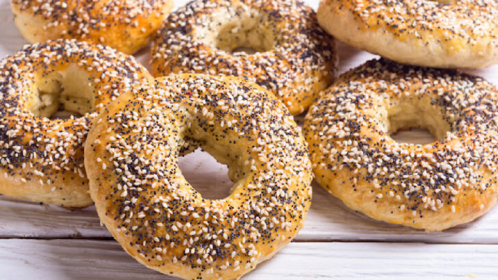 These 2 Ingredient Bagels Are The Tastiest Way To Make Breakfast