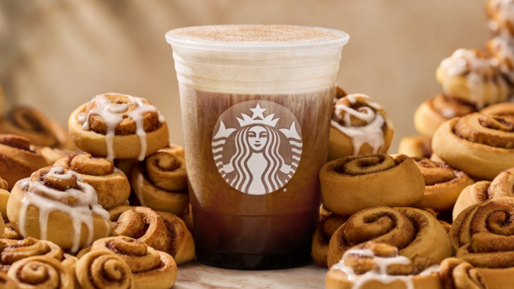 Starbucks Just Released a New Coffee Flavor That Tastes Like Freshly Baked Cinnamon Rolls