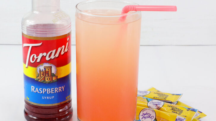 3-Ingredient Pink Water: The Viral TikTok Watertok Recipe You Need to Try!