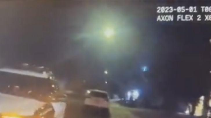 This Police Body Cam Video Shows A Bright Light Falling From The Sky Just Minutes Before A Family Found Aliens In Their Backyard