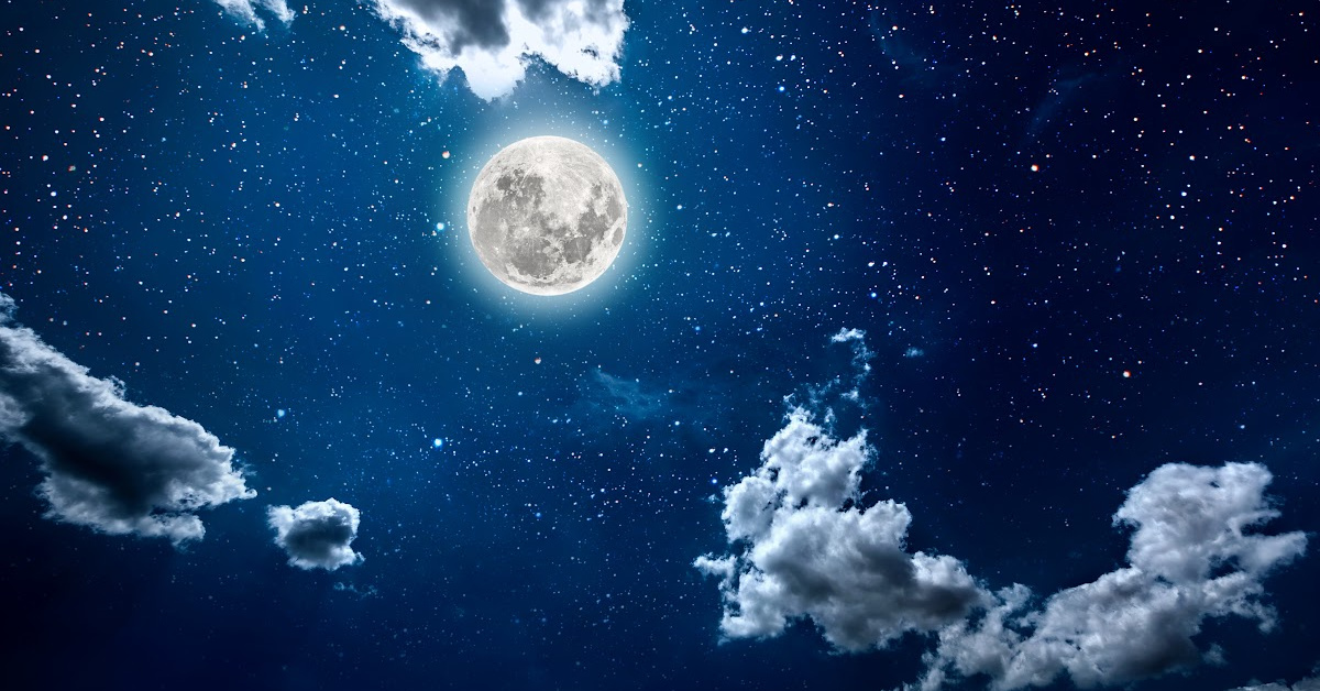 You’ll Soon Be Able to See August’s Supermoons Including the Sturgeon Full Moon and the Full Blue Moon